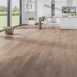 ⁦Krono Original HDF K268 Wolfsback Oak⁩ - الصورة ⁦2⁩